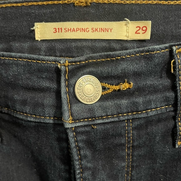 Levi Skinny Jeans - Picture 3 of 3